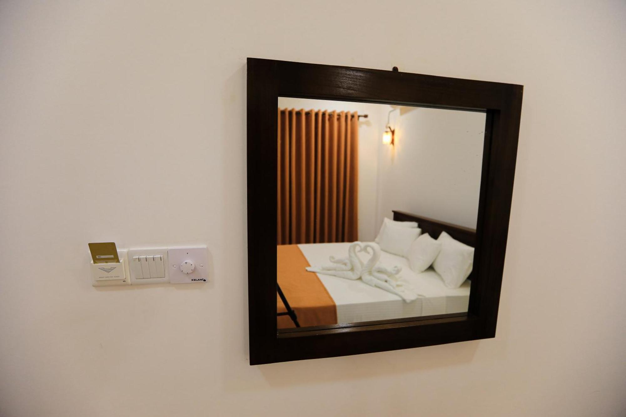 D Marit Motel Негомбо Екстер'єр фото